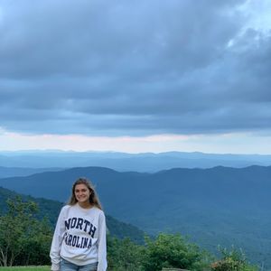 Meet your Posher, Emmie